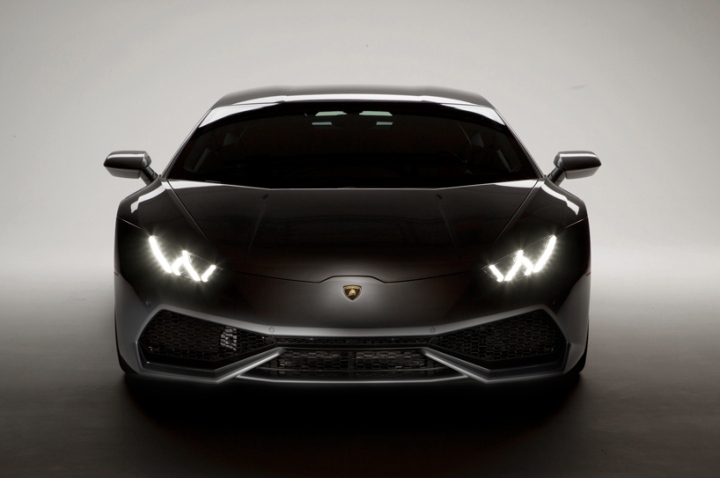Lamborghini Huracán front